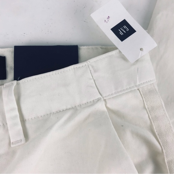 NWT- GAP womens chino midrise- size12 - Picture 3 of 10
